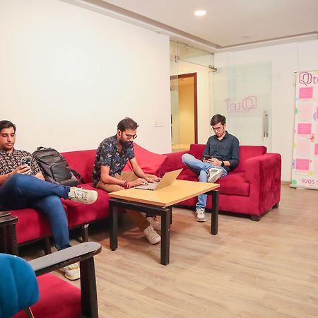 Hotel La Serene By Qotel-Gagan Vihar Anand Vihar New Delhi Extérieur photo